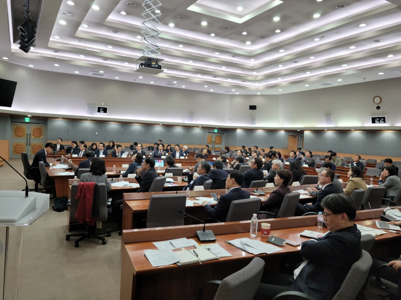 지속가능발전 국가위원회 제1차 전체회의 모습